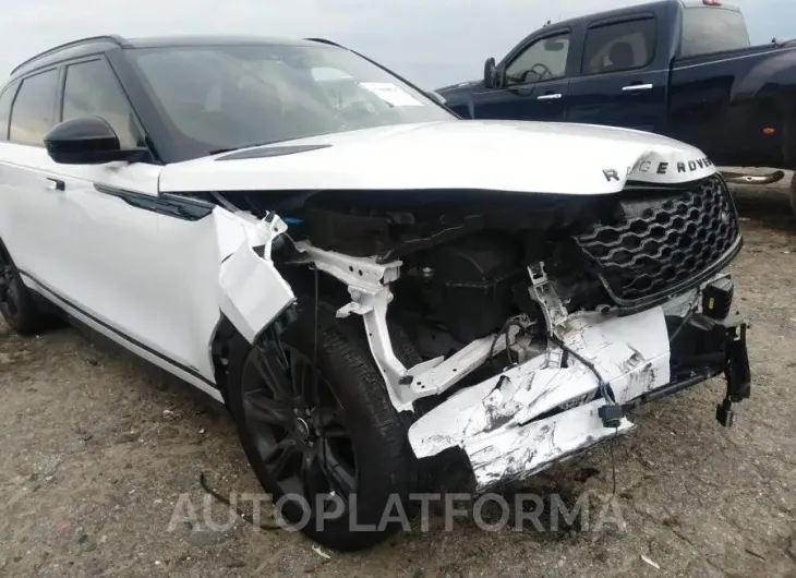 LAND ROVER RANGE ROVER VELAR 2019 vin SALYL2FV7KA215258 from auto auction Iaai