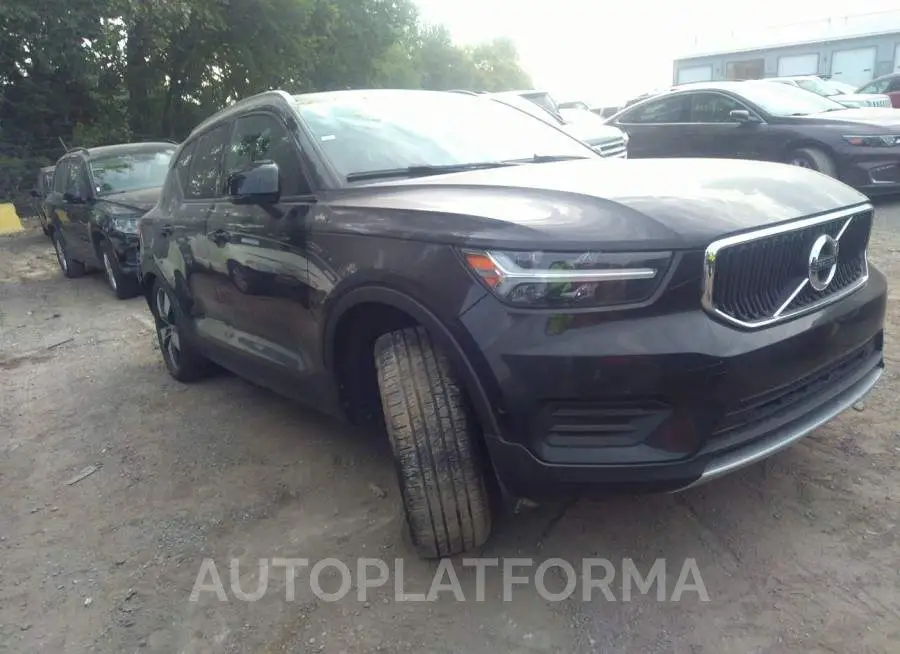 VOLVO XC40 2019 vin YV4162XZ4K2021103 from auto auction Iaai