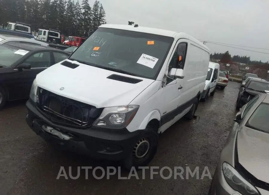 MERCEDES-BENZ SPRINTER CARGO VANS 2015 vin WD3PE7DC7FP100684 from auto auction Iaai