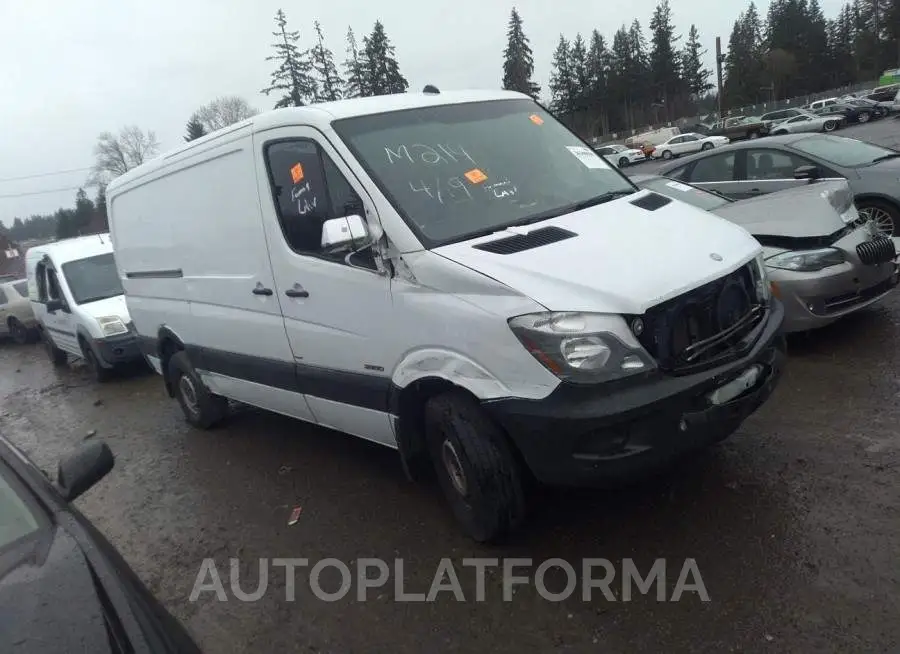 MERCEDES-BENZ SPRINTER CARGO VANS 2015 vin WD3PE7DC7FP100684 from auto auction Iaai