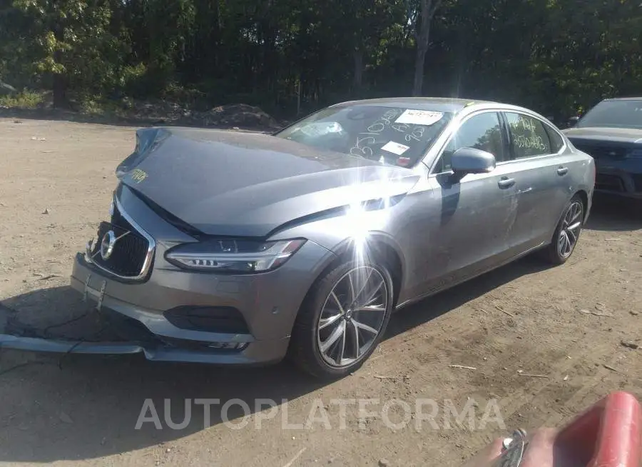 VOLVO S90 2018 vin LVY982MK8JP036057 from auto auction Iaai