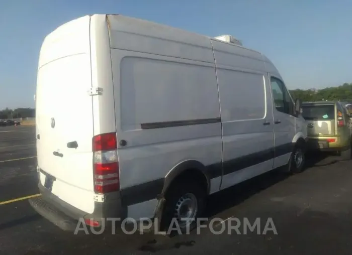 MERCEDES-BENZ SPRINTER CARGO VANS 2016 vin WD3PE7DD1GP269089 from auto auction Iaai