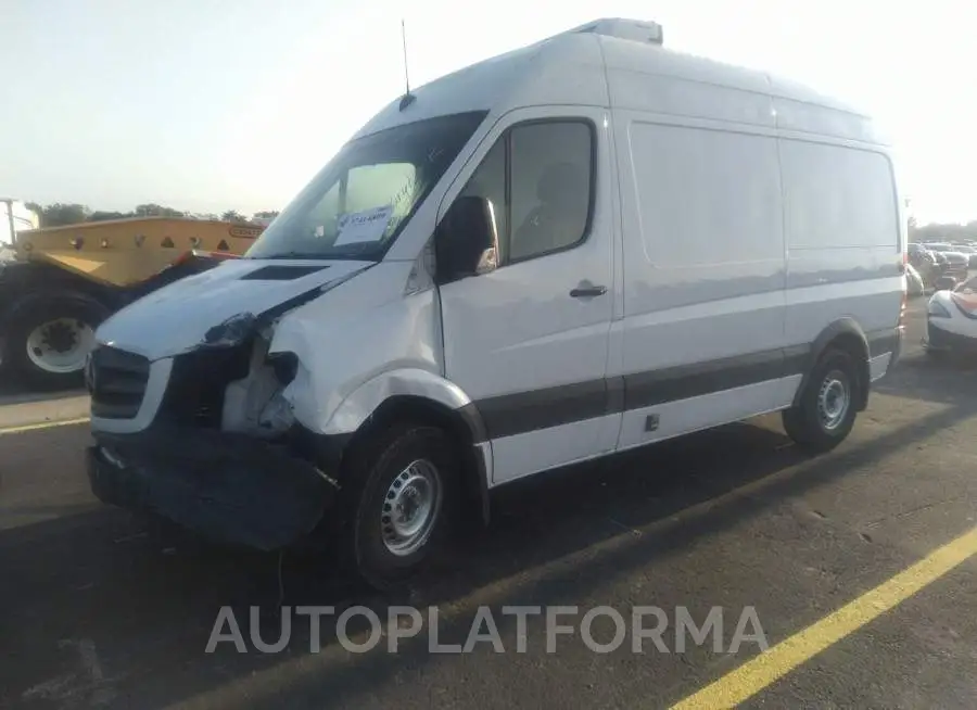 MERCEDES-BENZ SPRINTER CARGO VANS 2016 vin WD3PE7DD1GP269089 from auto auction Iaai