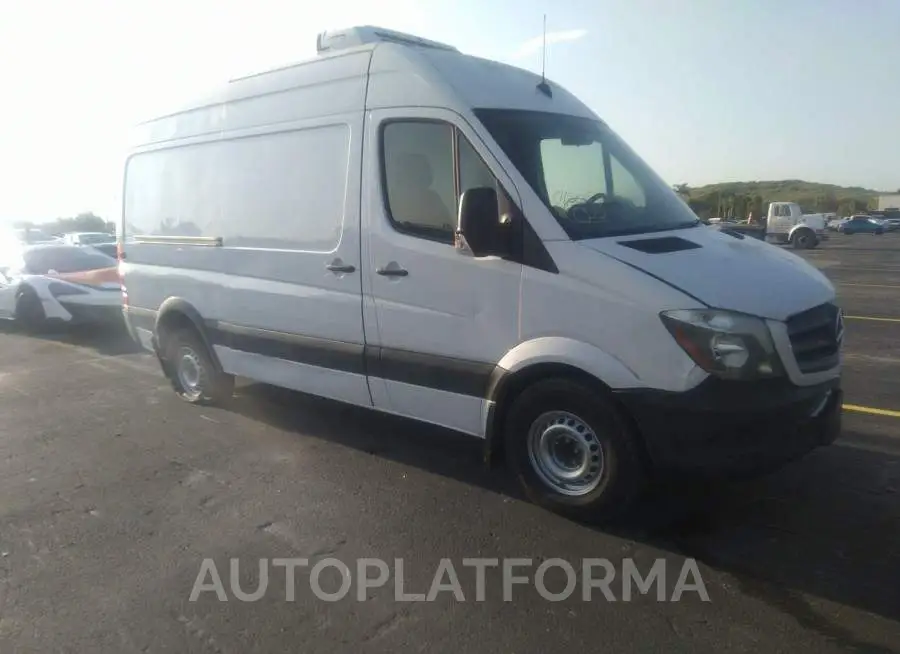 MERCEDES-BENZ SPRINTER CARGO VANS 2016 vin WD3PE7DD1GP269089 from auto auction Iaai