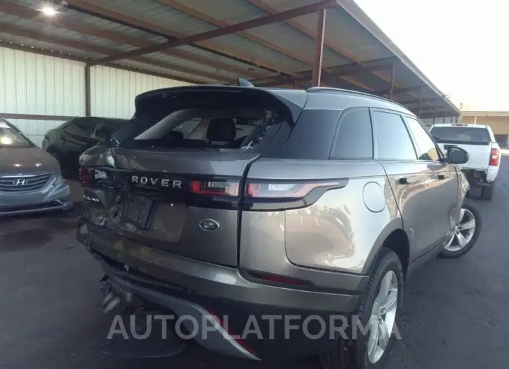 LAND ROVER RANGE ROVER VELAR 2019 vin SALYB2EN2KA205029 from auto auction Iaai