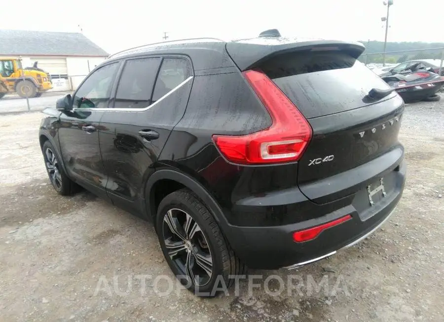 VOLVO XC40 2020 vin YV4162UL5L2293855 from auto auction Iaai