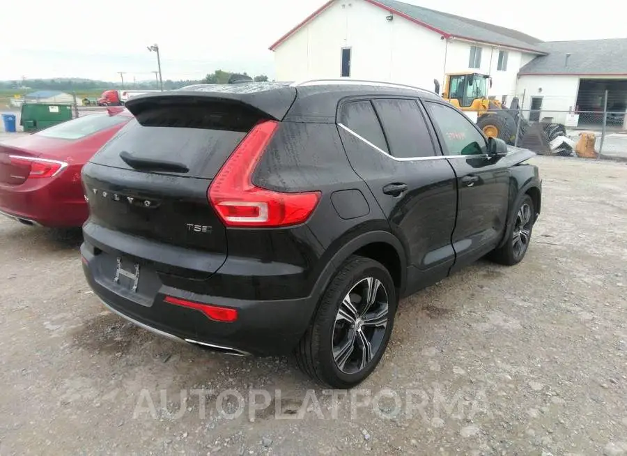 VOLVO XC40 2020 vin YV4162UL5L2293855 from auto auction Iaai