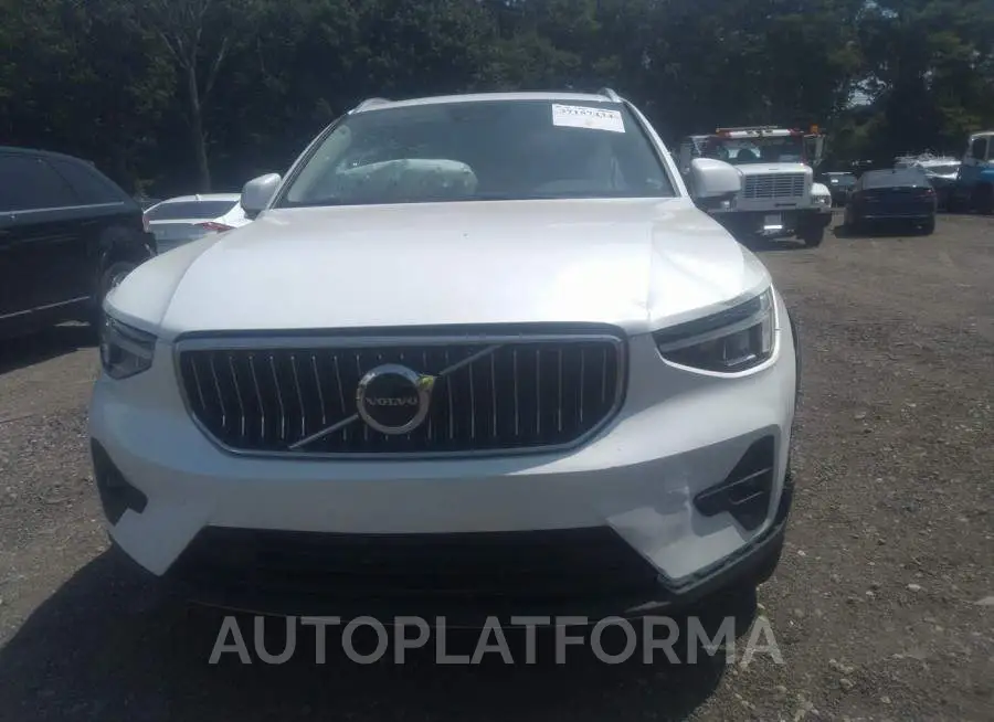 VOLVO XC40 2023 vin YV4L12UE6P2050196 from auto auction Iaai