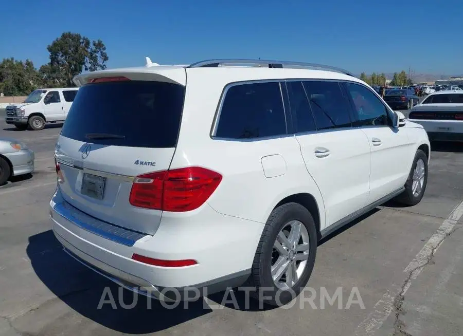 MERCEDES-BENZ GL-CLASS 2015 vin 4JGDF6EE6FA501223 from auto auction Iaai