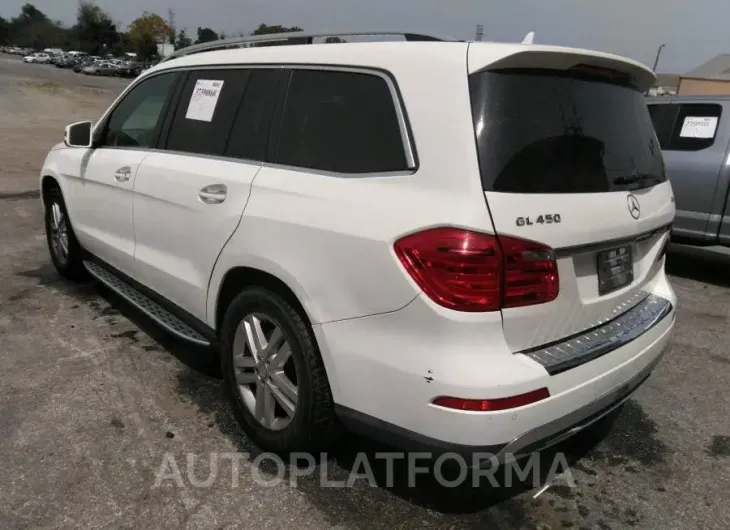 MERCEDES-BENZ GL-CLASS 2015 vin 4JGDF6EE5FA458719 from auto auction Iaai