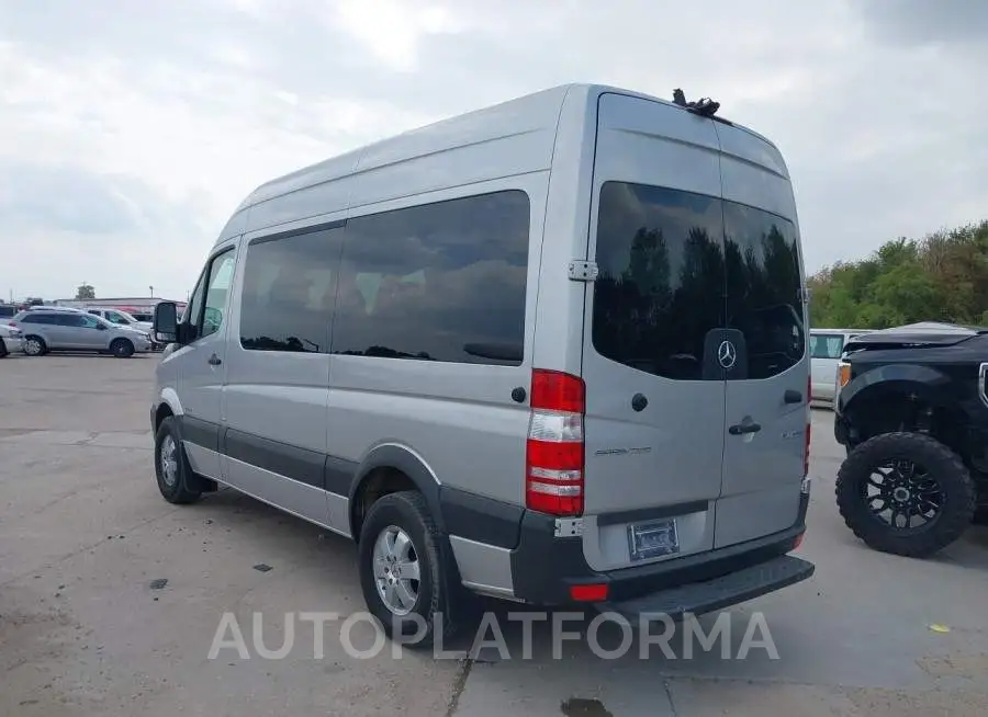 MERCEDES-BENZ SPRINTER PASSENGER VANS 2016 vin WDZPE7DD6GP231881 from auto auction Iaai