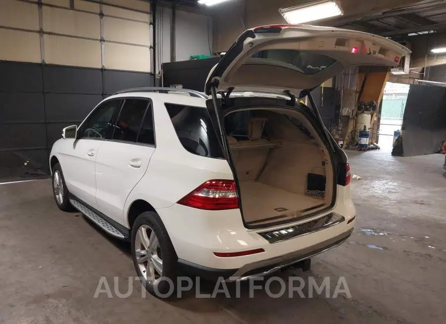 MERCEDES-BENZ M-CLASS 2015 vin 4JGDA5HB7FA577205 from auto auction Iaai