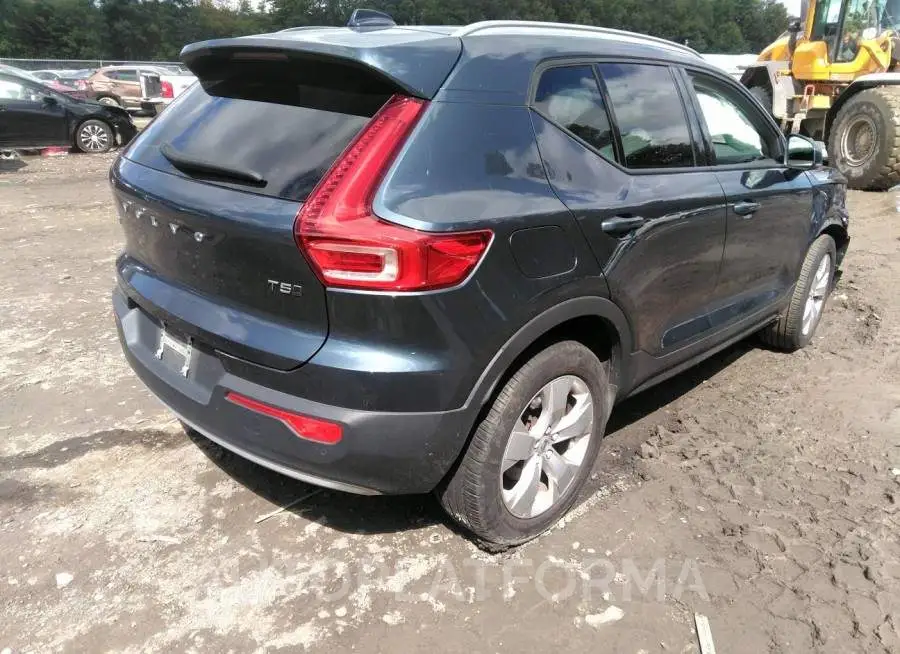 VOLVO XC40 2021 vin YV4162UK5M2583909 from auto auction Iaai