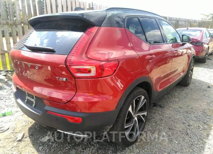 VOLVO XC40 2020 vin YV4162UM7L2311801 from auto auction Iaai