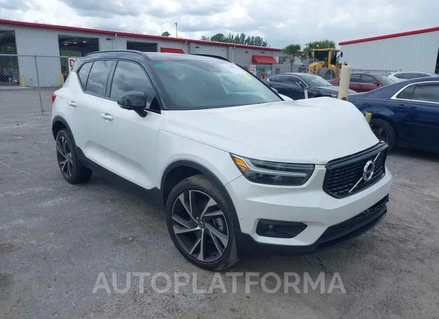 VOLVO XC40 2022 vin YV4162UM4N2730711 from auto auction Iaai