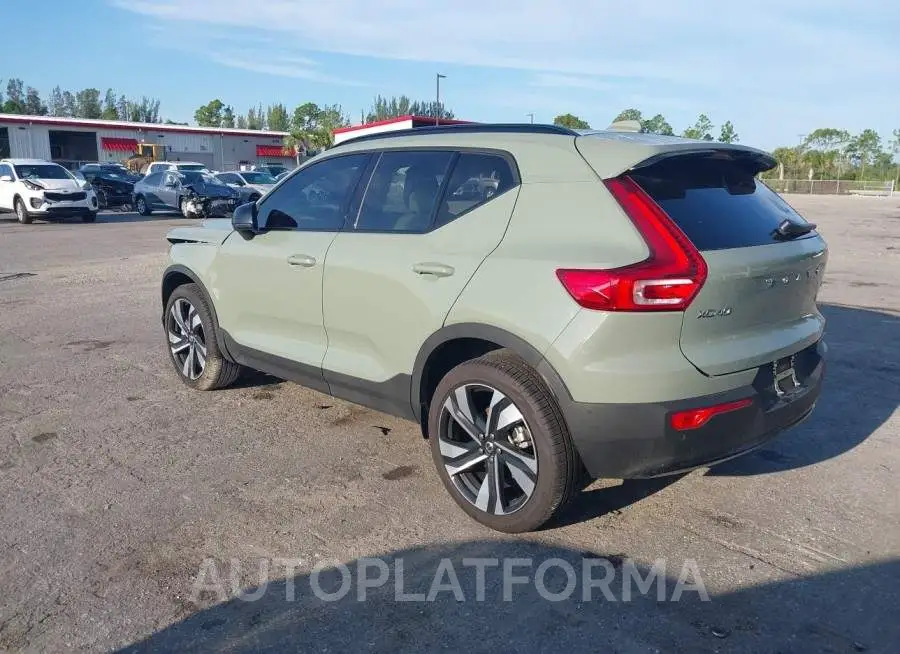 VOLVO XC40 2023 vin YV4L12UL6P2024633 from auto auction Iaai