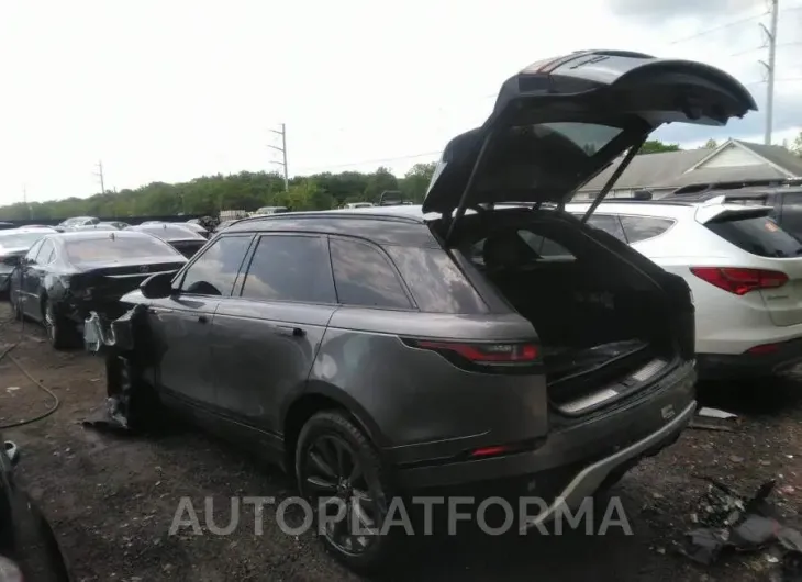 LAND ROVER RANGE ROVER VELAR 2018 vin SALYL2RNXJA750661 from auto auction Iaai