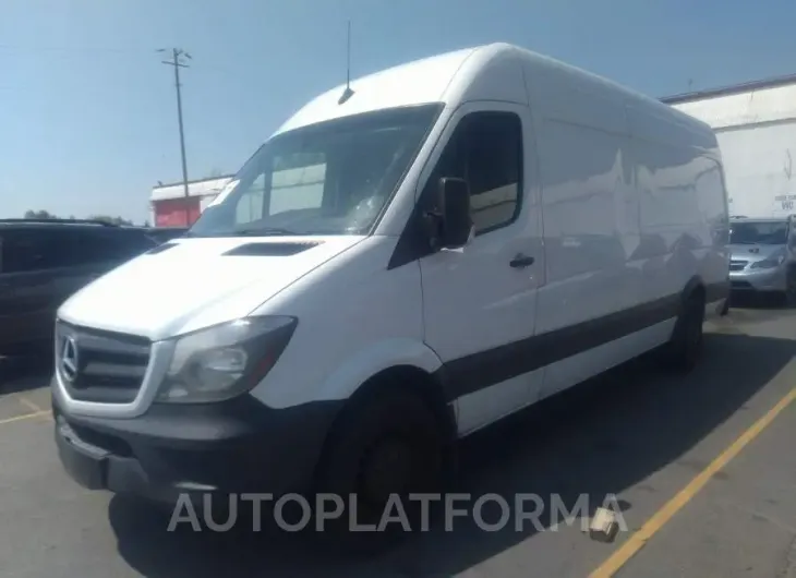 MERCEDES-BENZ SPRINTER CARGO VAN 2018 vin WD3PE8CD0JP613445 from auto auction Iaai