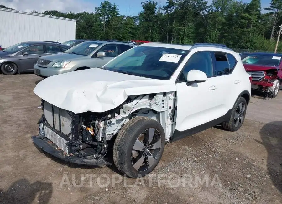 VOLVO XC40 2020 vin YV4162UK5L2315652 from auto auction Iaai