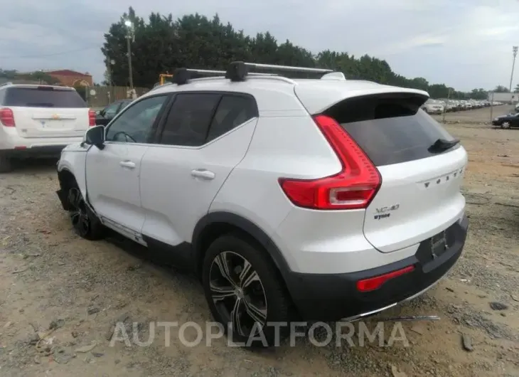 VOLVO XC40 2019 vin YV4162UL9K2117177 from auto auction Iaai