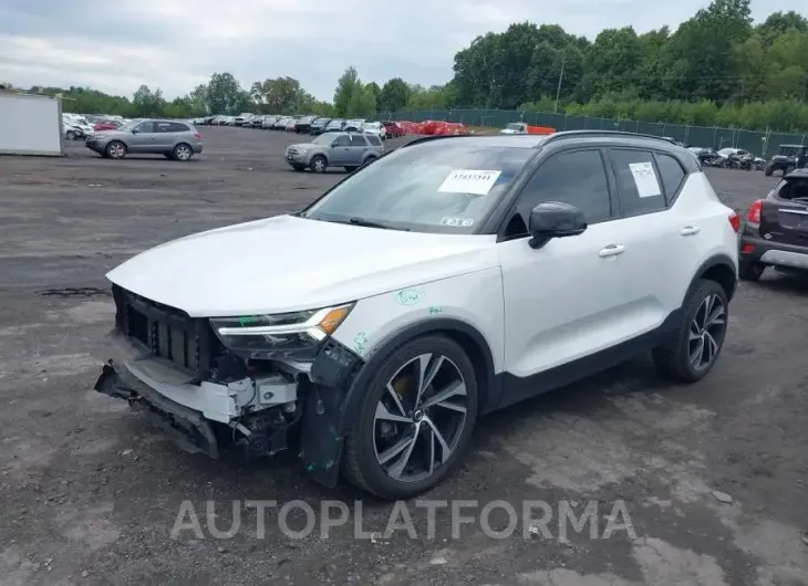 VOLVO XC40 2019 vin YV4162UMXK2155753 from auto auction Iaai