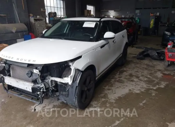 LAND ROVER RANGE ROVER VELAR 2018 vin SALYB2RX0JA726194 from auto auction Iaai