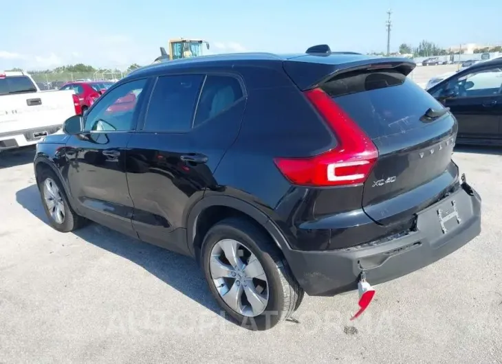 VOLVO XC40 2021 vin YV4AC2HK1M2487603 from auto auction Iaai