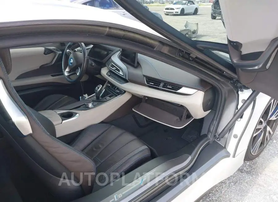 BMW I8 2017 vin WBY2Z2C34HV676769 from auto auction Iaai