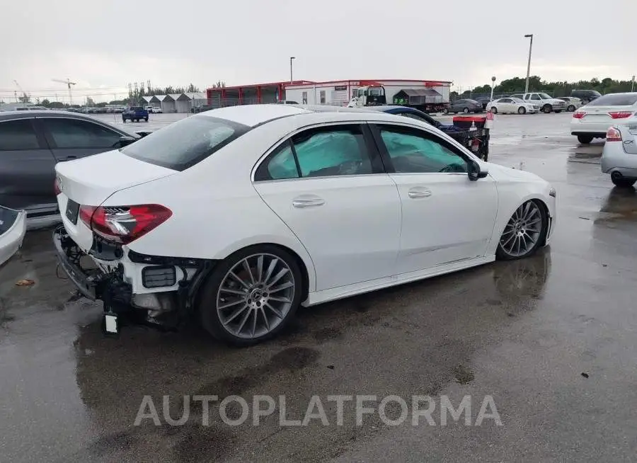 MERCEDES-BENZ A-CLASS 2022 vin W1K3G4EB0NJ343537 from auto auction Iaai