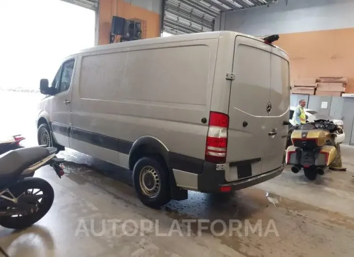 MERCEDES-BENZ SPRINTER CARGO VANS 2016 vin WD3PE7DD8GP243511 from auto auction Iaai