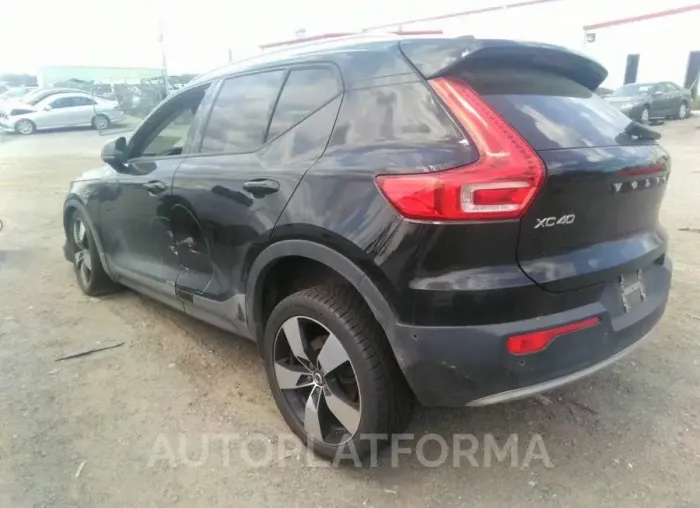 VOLVO XC40 2019 vin YV4162UK2K2112300 from auto auction Iaai