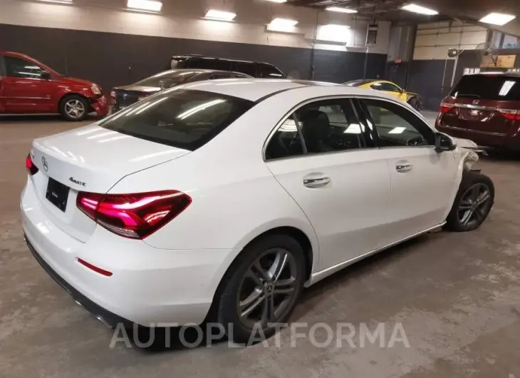 MERCEDES-BENZ A-CLASS 2020 vin W1K3G4FB8LJ235789 from auto auction Iaai