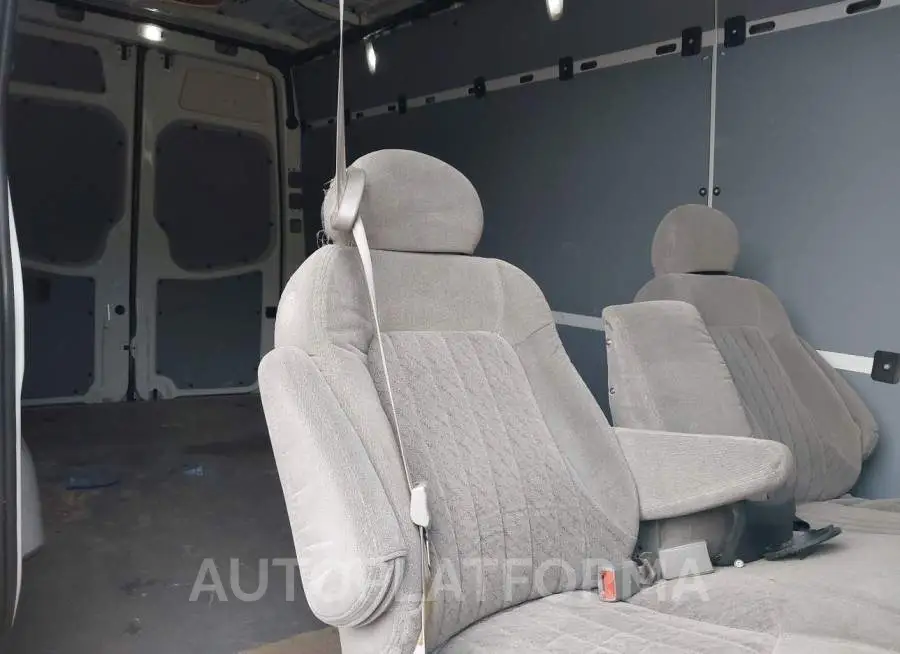 MERCEDES-BENZ SPRINTER CARGO VAN 2017 vin WD3PE8CD7HP518634 from auto auction Iaai