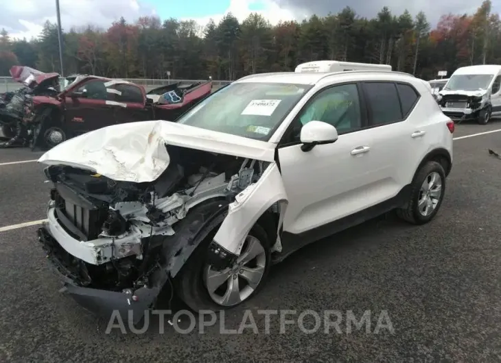 VOLVO XC40 2022 vin YV4162UKXN2654393 from auto auction Iaai