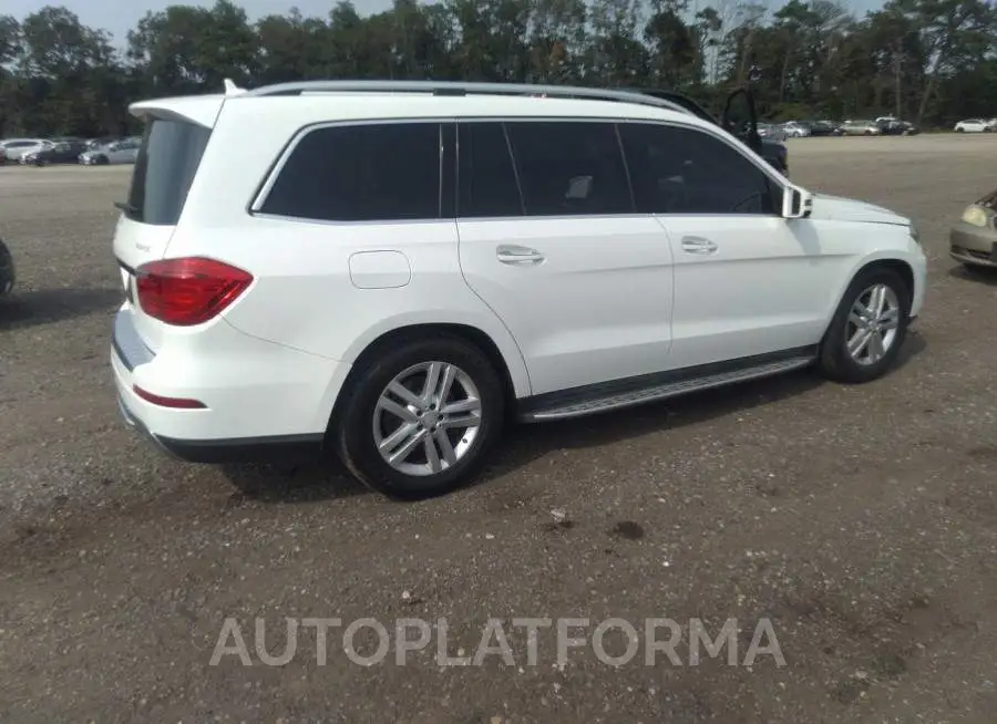 MERCEDES-BENZ GL-CLASS 2015 vin 4JGDF6EE1FA556940 from auto auction Iaai