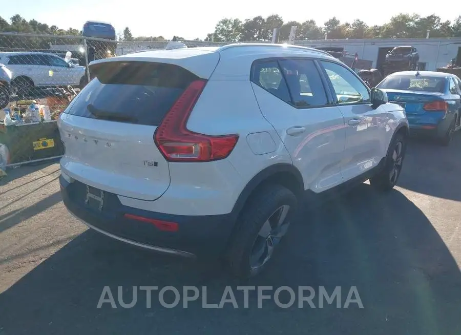 VOLVO XC40 2019 vin YV4162UK8K2114519 from auto auction Iaai