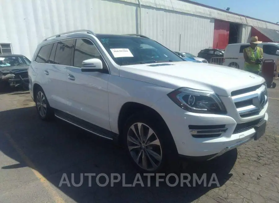 MERCEDES-BENZ GL-CLASS 2015 vin 4JGDF6EE9FA516895 from auto auction Iaai