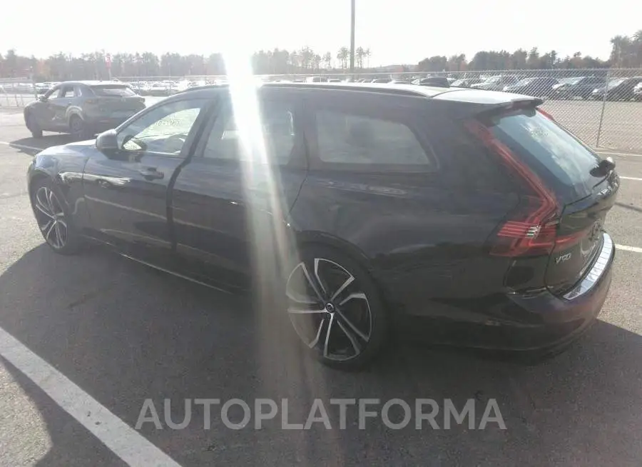 VOLVO V90 2021 vin YV1A22VMXM1164873 from auto auction Iaai