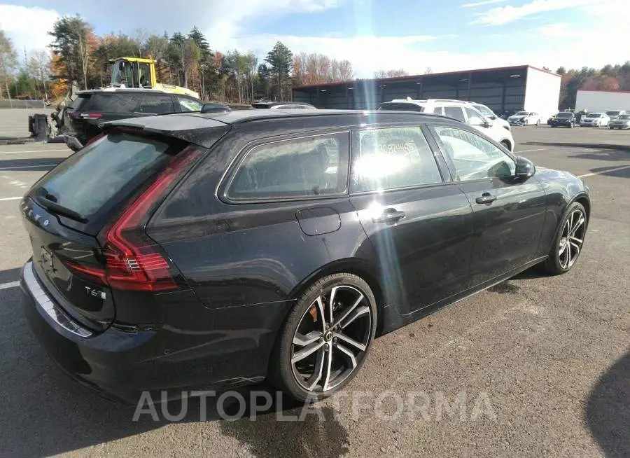 VOLVO V90 2021 vin YV1A22VMXM1164873 from auto auction Iaai