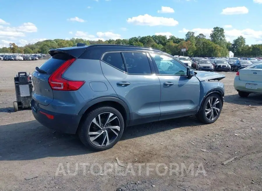 VOLVO XC40 2021 vin YV4162UM7M2445726 from auto auction Iaai