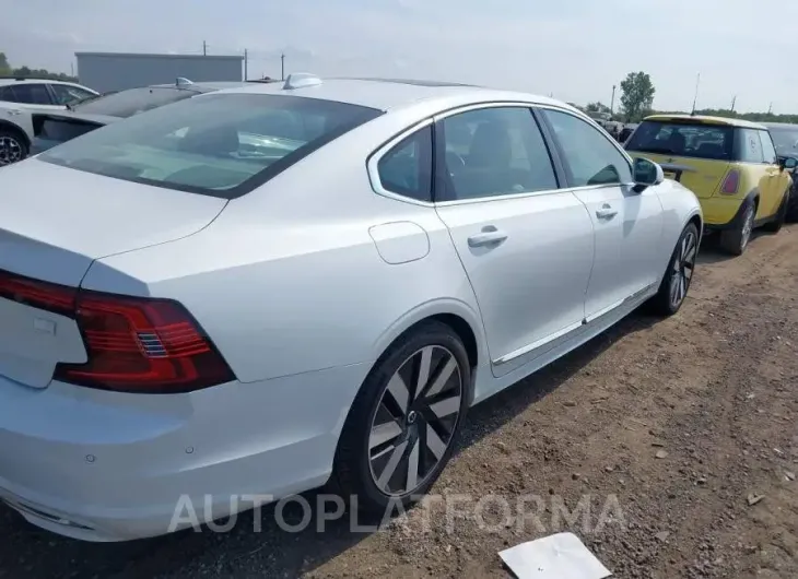 VOLVO S90 RECHARGE PLUG-IN 2023 vin LVYH60AAXPP332305 from auto auction Iaai