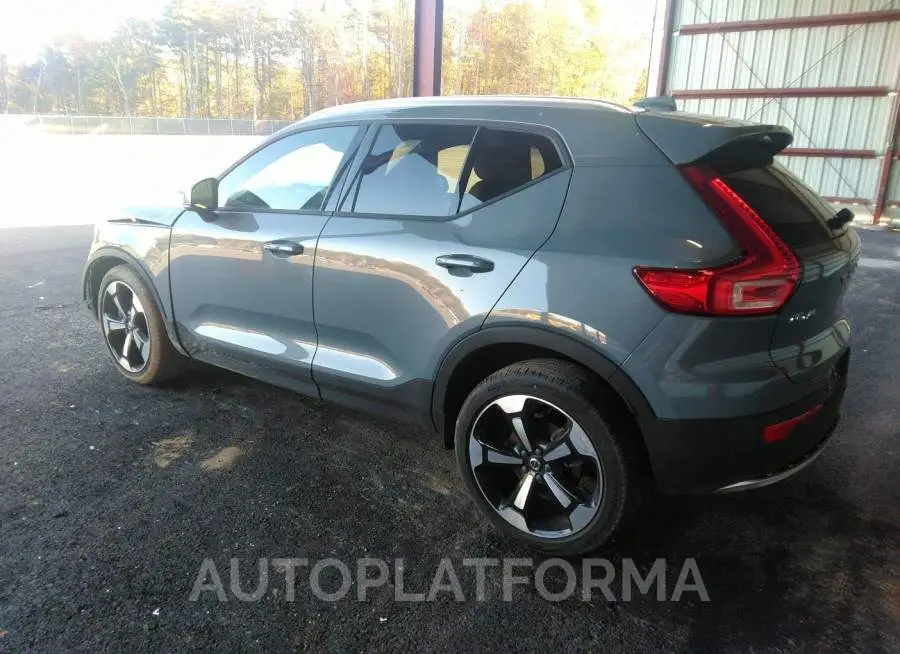 VOLVO XC40 2020 vin YV4162UK1L2267888 from auto auction Iaai