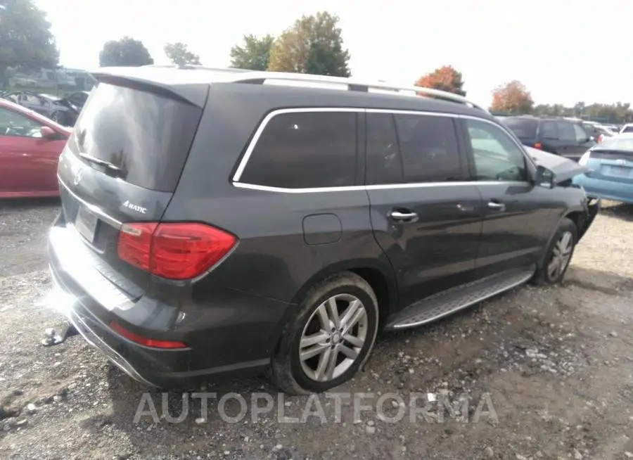 MERCEDES-BENZ GL-CLASS 2015 vin 4JGDF6EE1FA513358 from auto auction Iaai