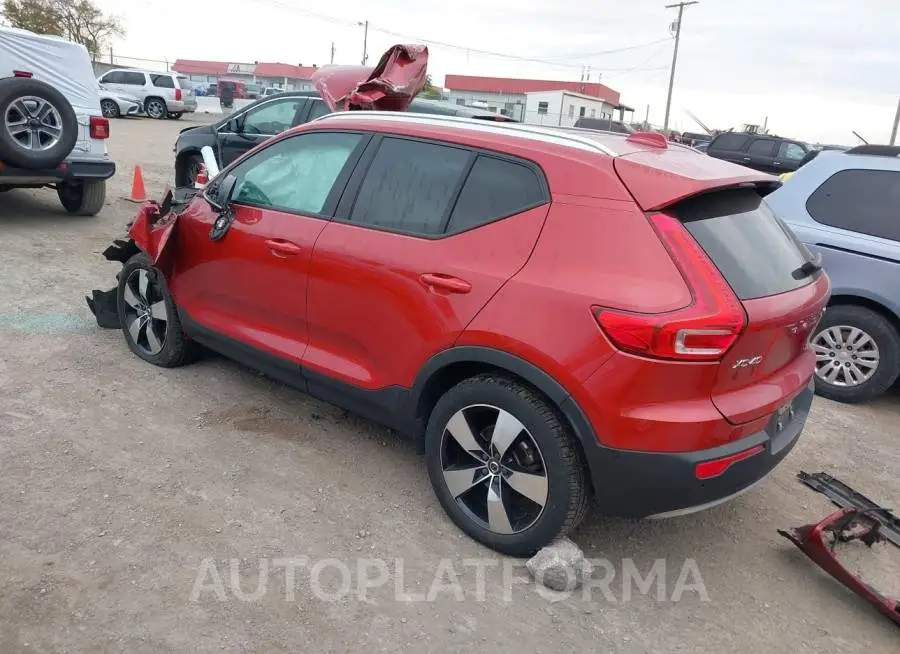 VOLVO XC40 2019 vin YV4162XZ0K2007781 from auto auction Iaai