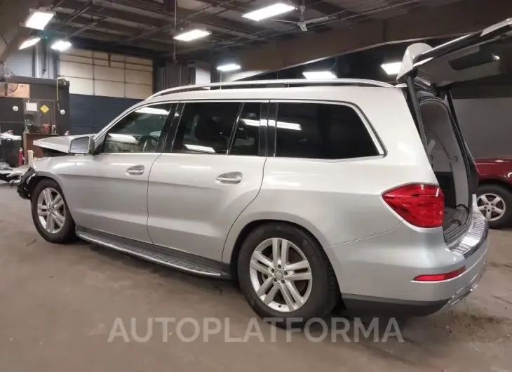 MERCEDES-BENZ GL-CLASS 2015 vin 4JGDF6EE5FA564376 from auto auction Iaai