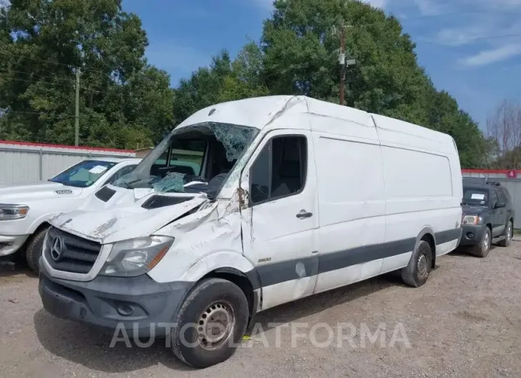 MERCEDES-BENZ SPRINTER CARGO VANS 2015 vin WD3PE8DCXF5966106 from auto auction Iaai