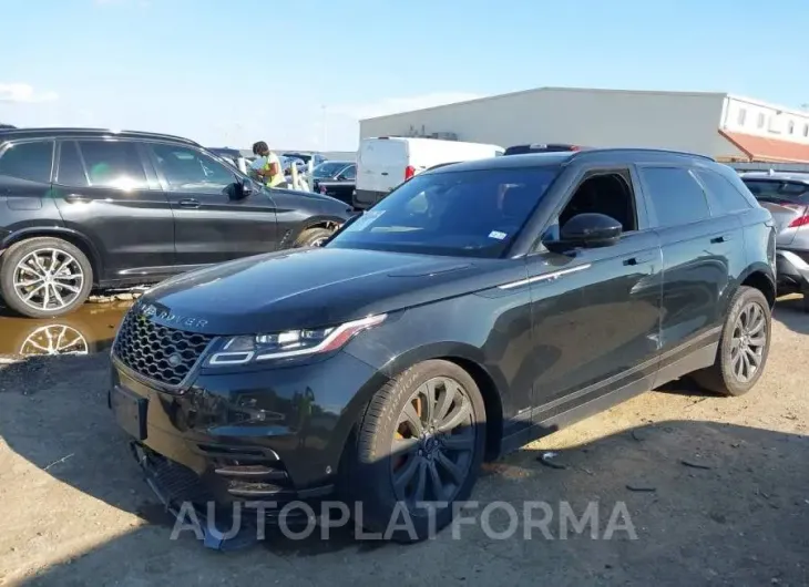 LAND ROVER RANGE ROVER VELAR 2018 vin SALYL2RV9JA755527 from auto auction Iaai