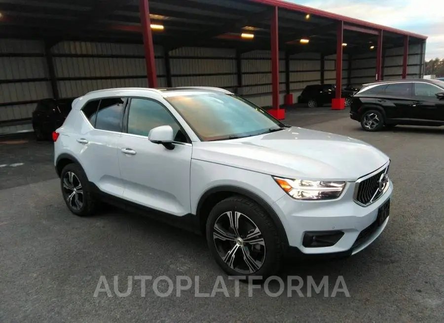 VOLVO XC40 2022 vin YV4162UL0N2751272 from auto auction Iaai