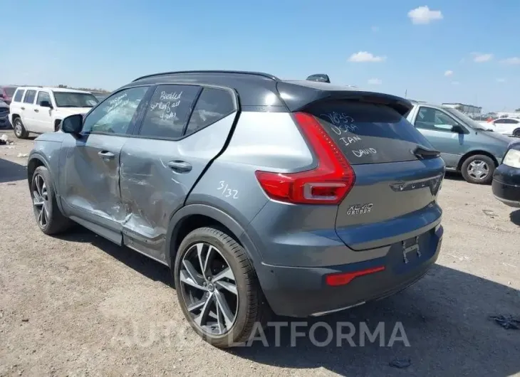 VOLVO XC40 2019 vin YV4162UM7K2125495 from auto auction Iaai