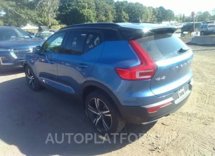 VOLVO XC40 2020 vin YV4162UM7L2348458 from auto auction Iaai